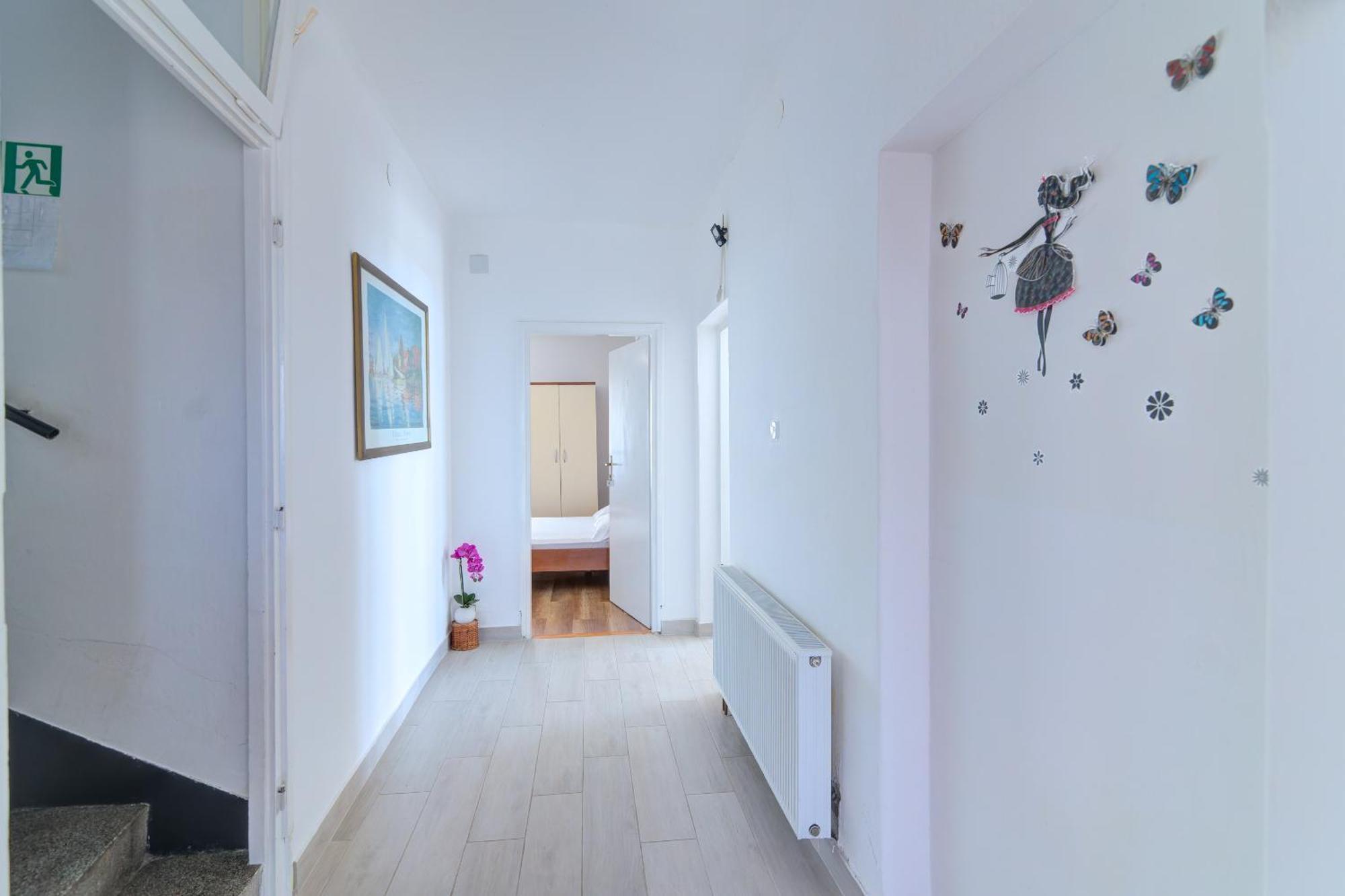 Apartmani Ana Senj  Exterior photo